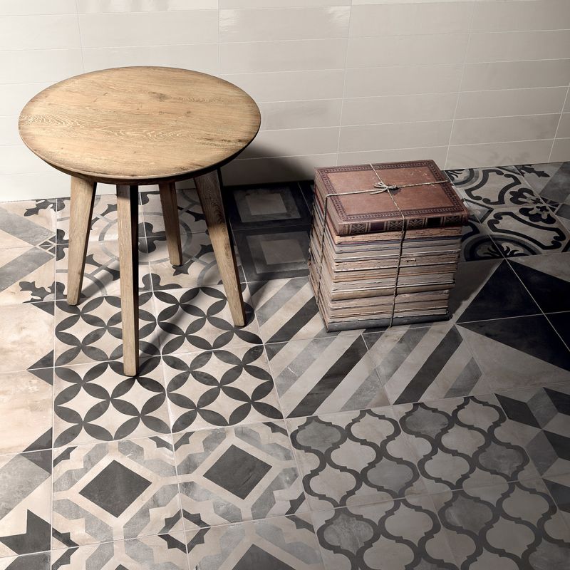 1741 Square Decor Mix